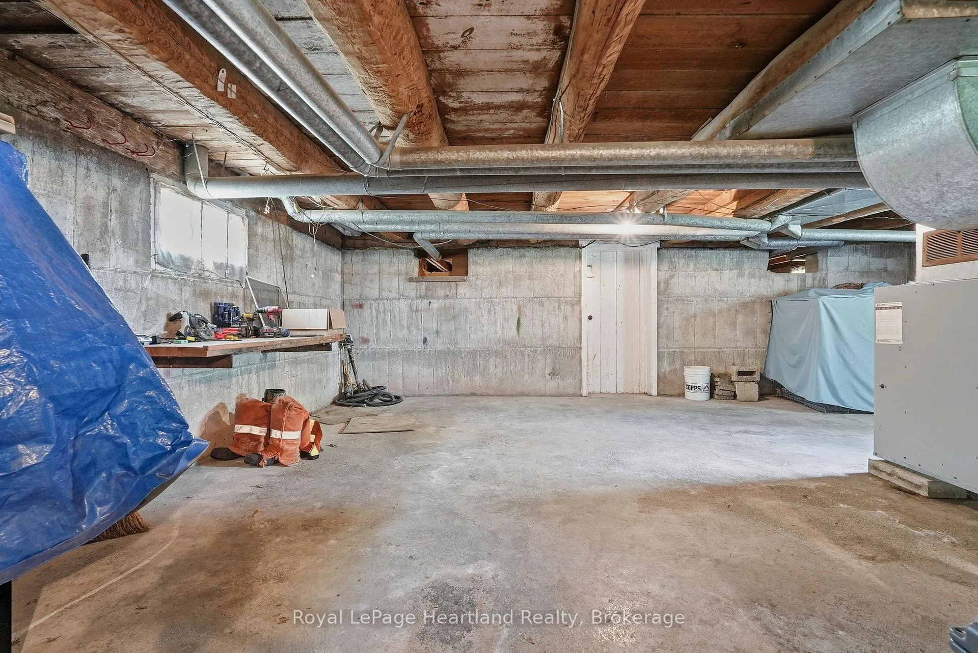 Photo 25 of 41574 Kirkton Road, South Huron, Usborne — HOMEH