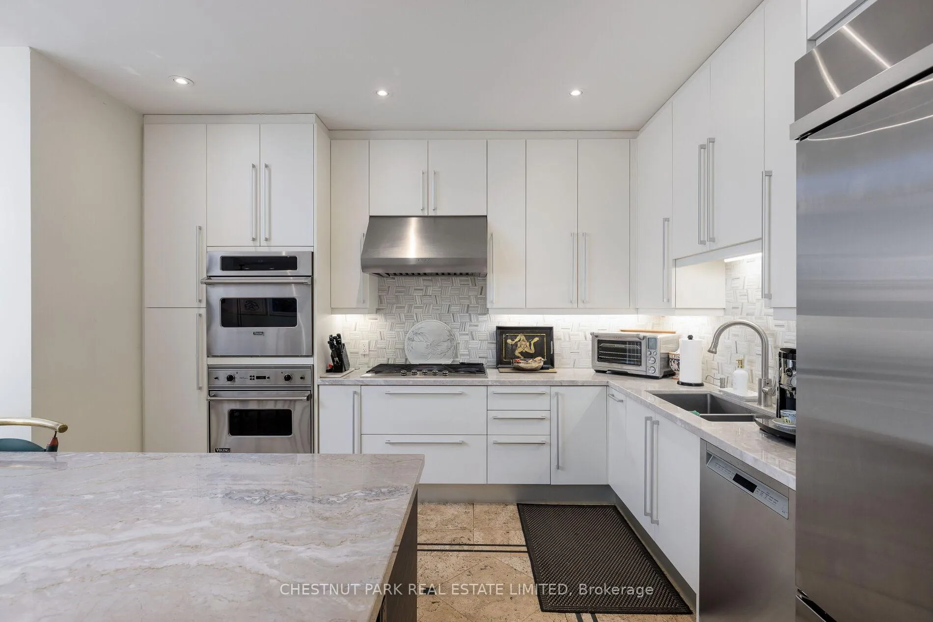 Photo 14 of 386 Palmerston Boulevard, Toronto, Palmerston-Little Italy — HOMEH