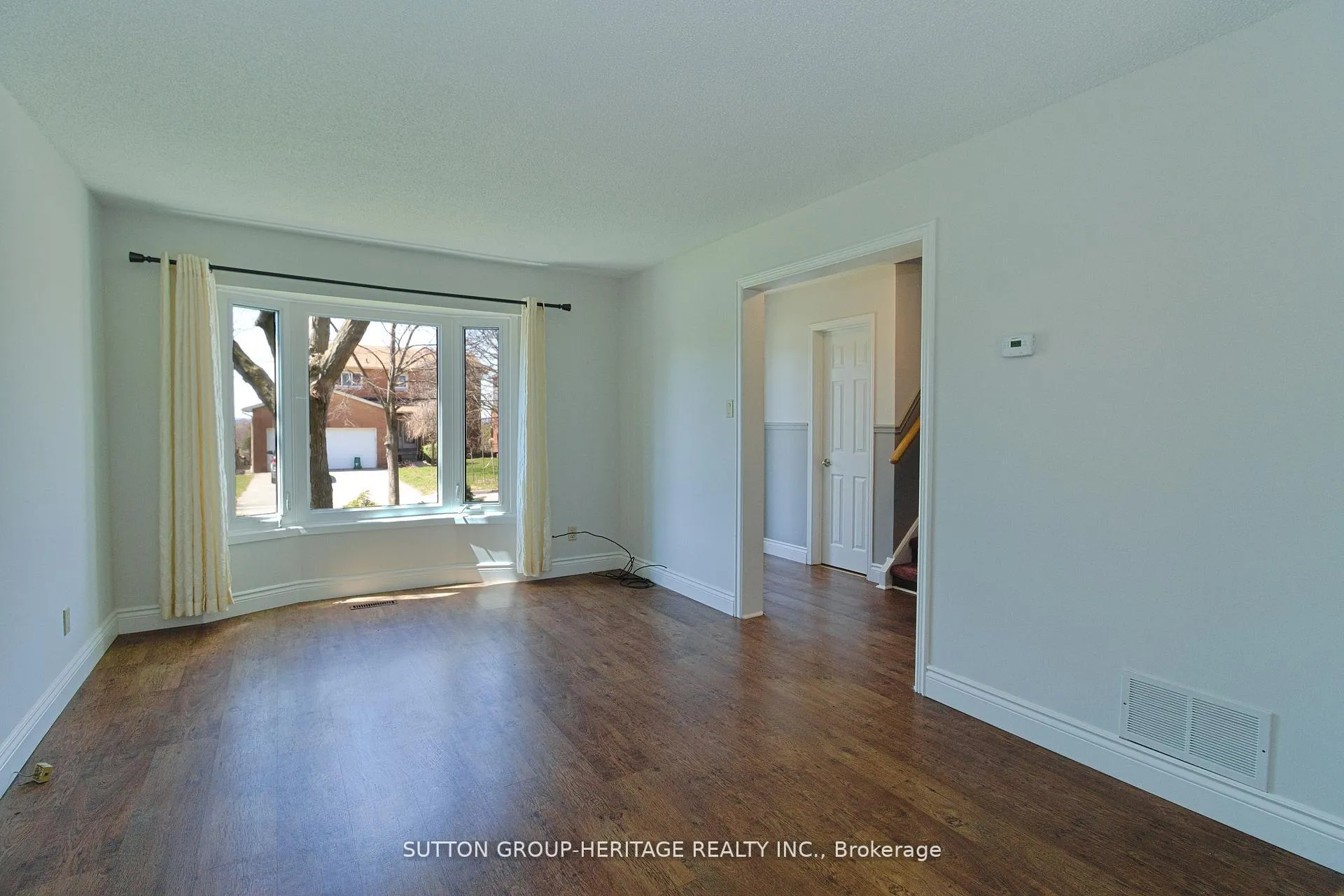 Photo 3 of 159 Melissa Crescent, Whitby, Blue Grass Meadows — HOMEH