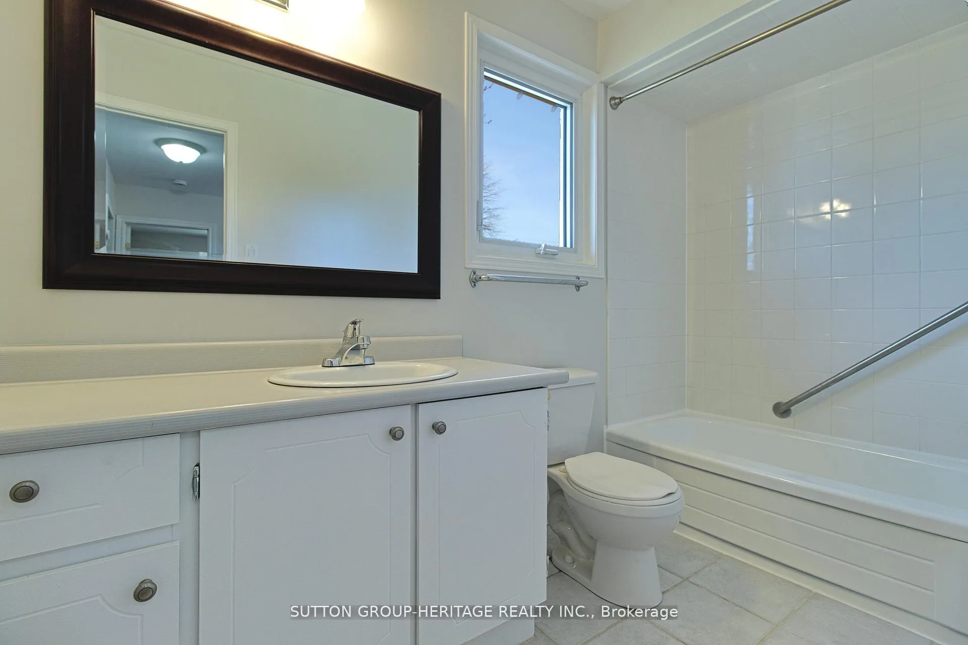 Photo 13 of 159 Melissa Crescent, Whitby, Blue Grass Meadows — HOMEH