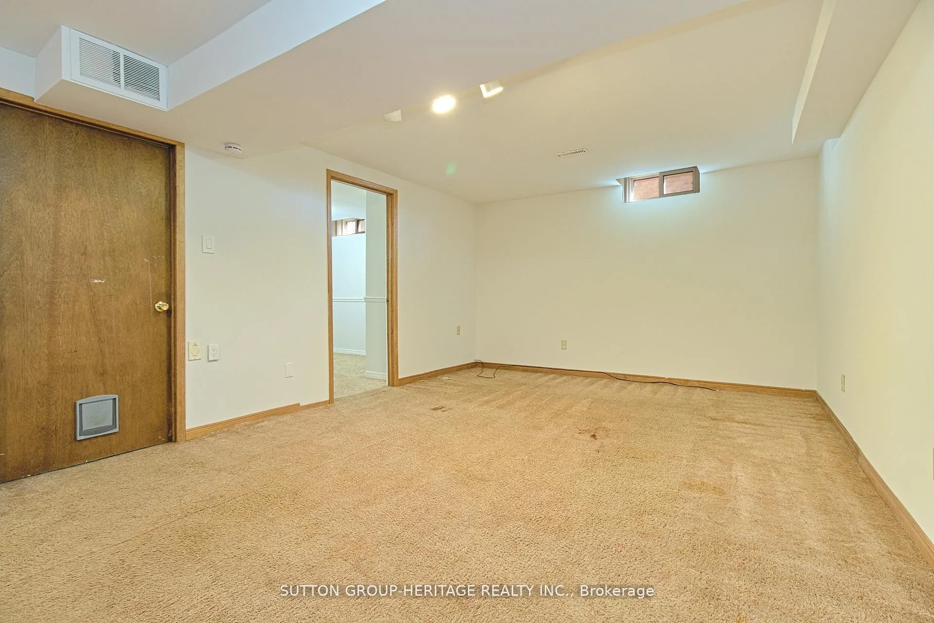 Photo 14 of 159 Melissa Crescent, Whitby, Blue Grass Meadows — HOMEH