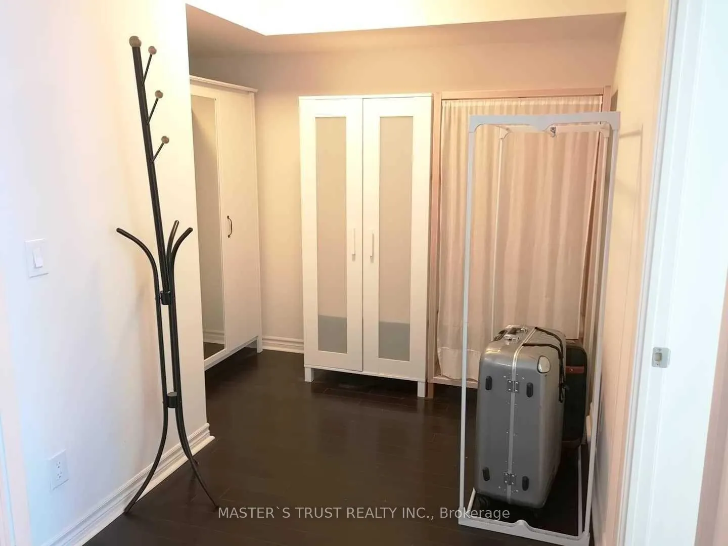 Photo 7 of Unit 3908, 19 Grand Trunk Crescent, Toronto, Waterfront Communities — HOMEH