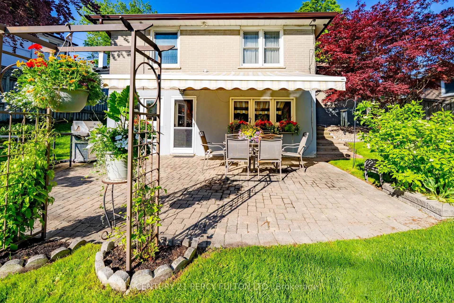 Photo 2 of 3 Henderson Avenue, Markham, Grandview — HOMEH