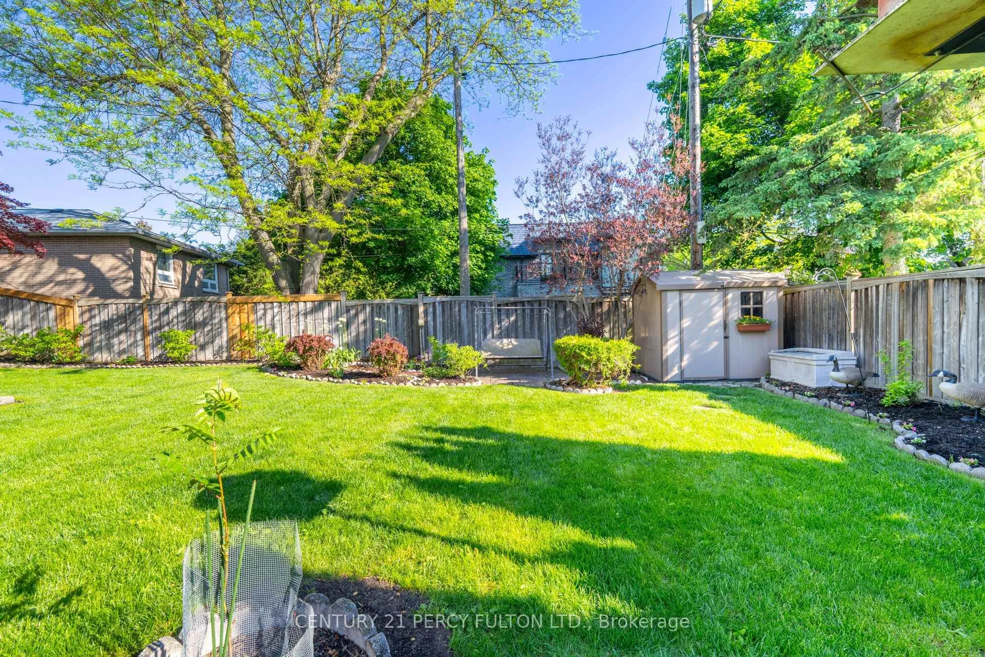 Photo 3 of 3 Henderson Avenue, Markham, Grandview — HOMEH