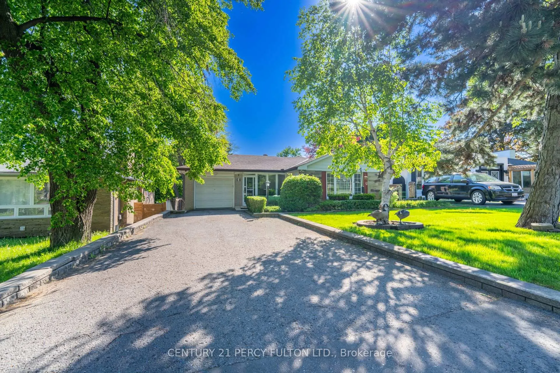 Photo 48 of 3 Henderson Avenue, Markham, Grandview — HOMEH