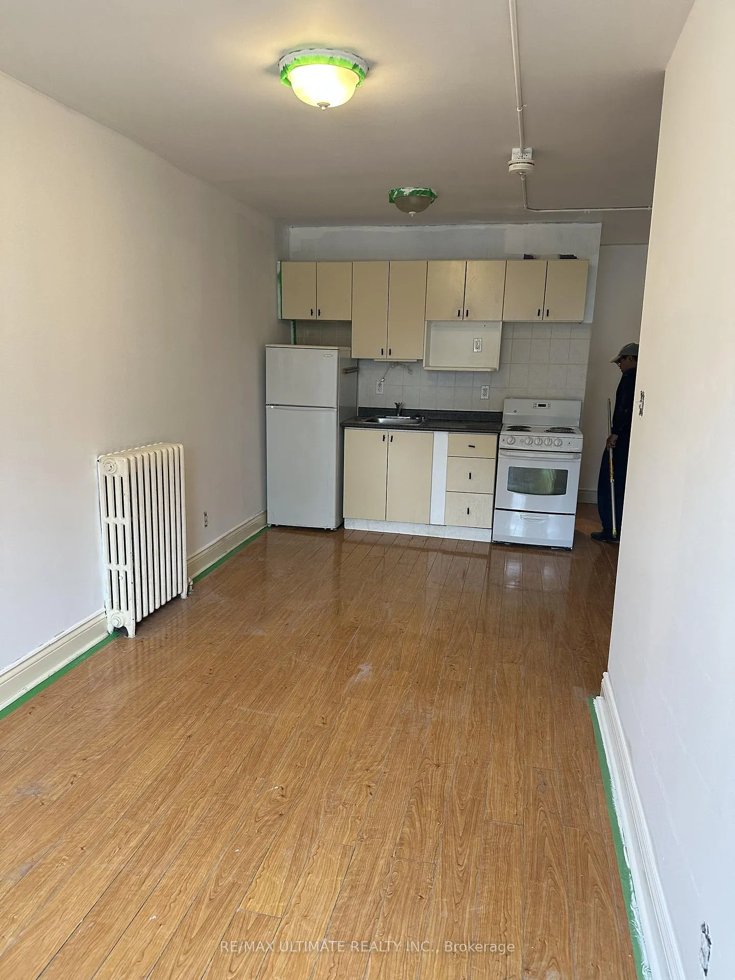 Photo 3 of Unit 3rd Floor, 463 Queen Street W, Toronto, Waterfront Communities — HOMEH