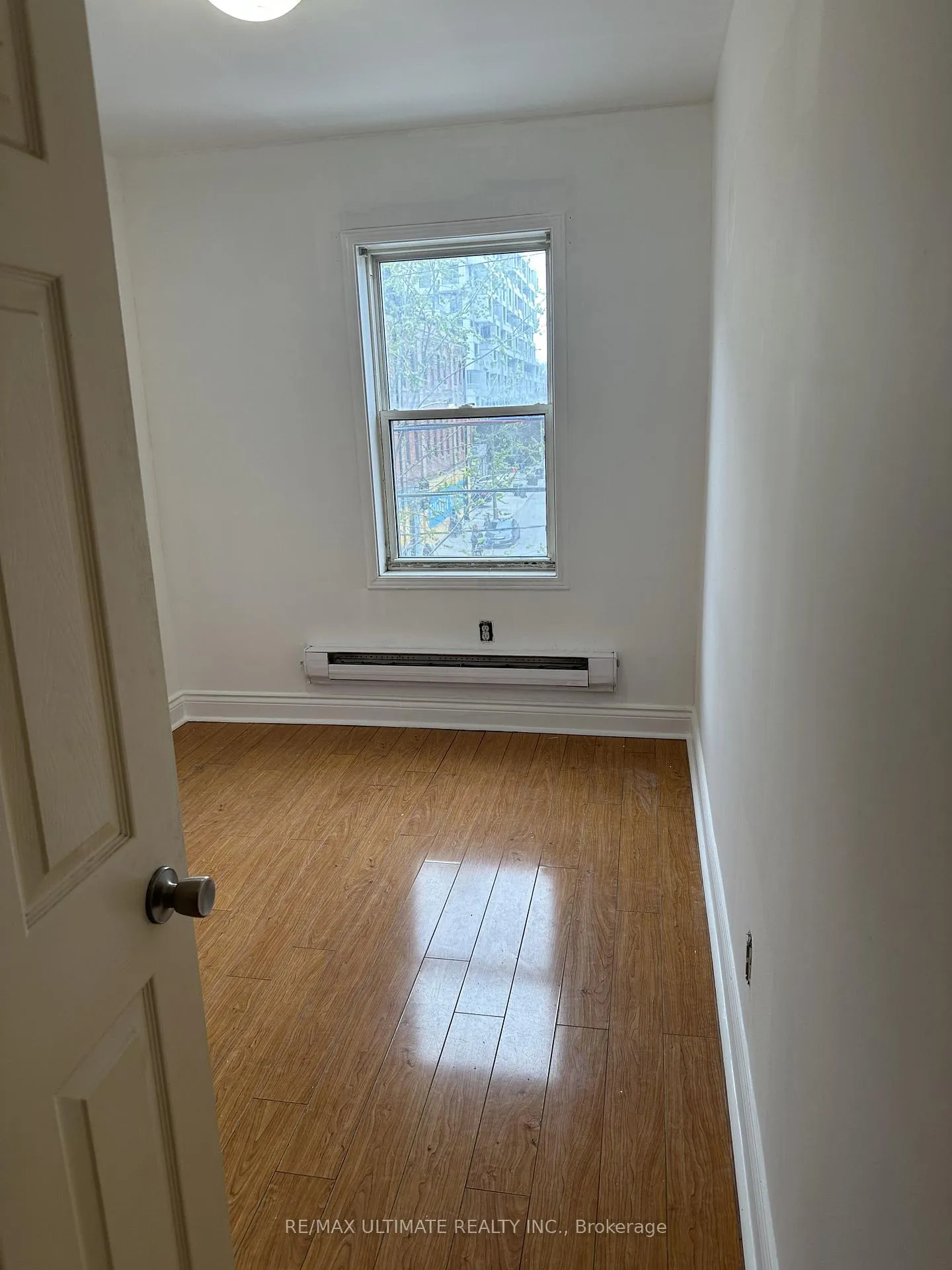 Photo 7 of Unit 3rd Floor, 463 Queen Street W, Toronto, Waterfront Communities — HOMEH