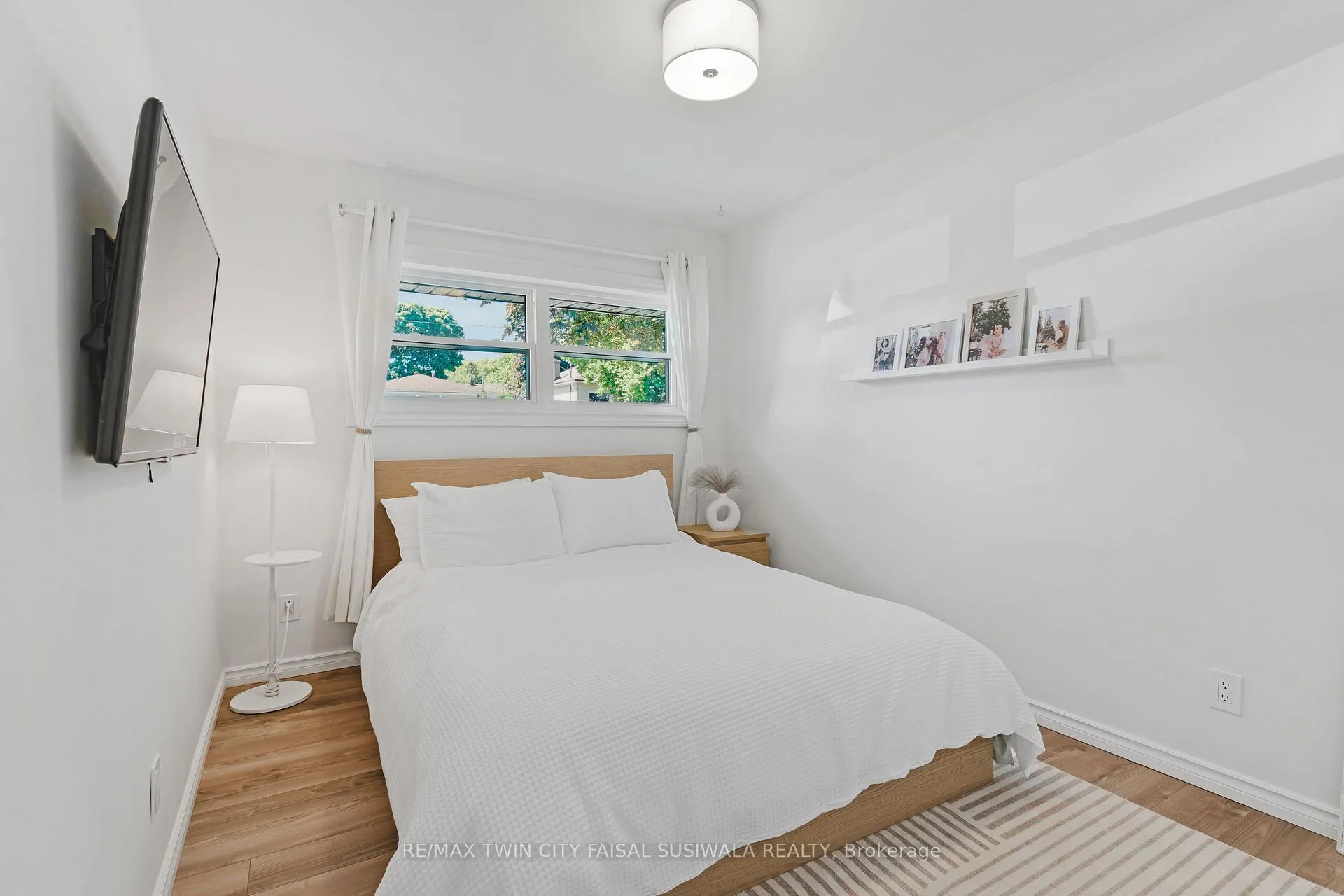 Photo 18 of 42 Fourth Avenue, Cambridge — HOMEH