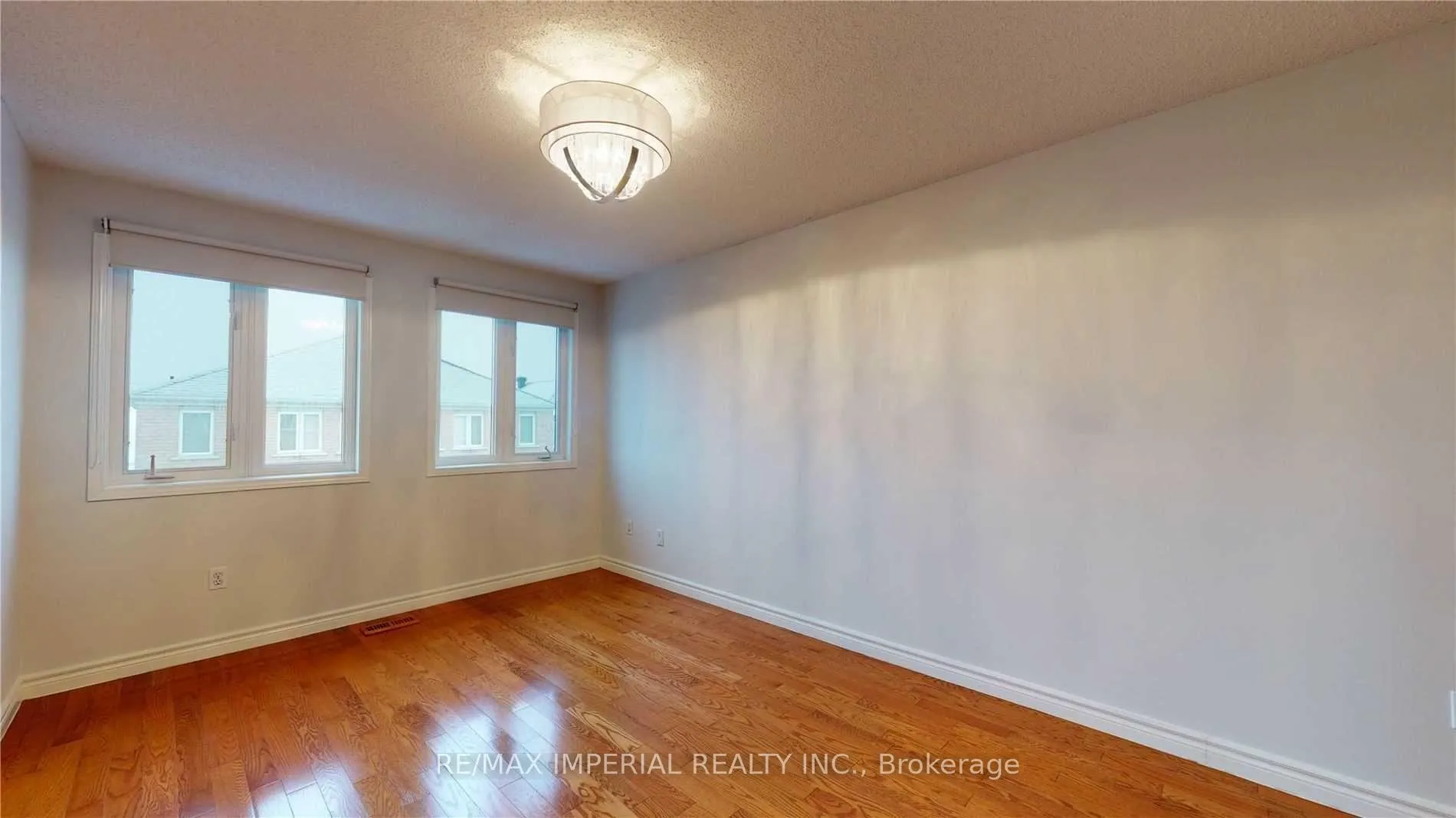 Photo 5 of Unit Bedroom 1, 55 Sassafras Circle, Vaughan, Patterson — HOMEH