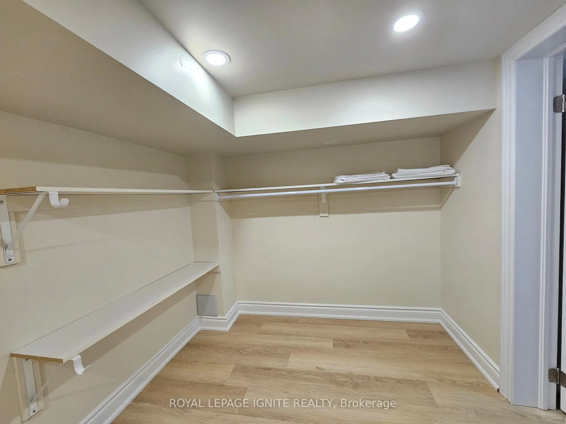 Photo 13 of 6 Timmins Street, Brampton, Sandringham-Wellington — HOMEH