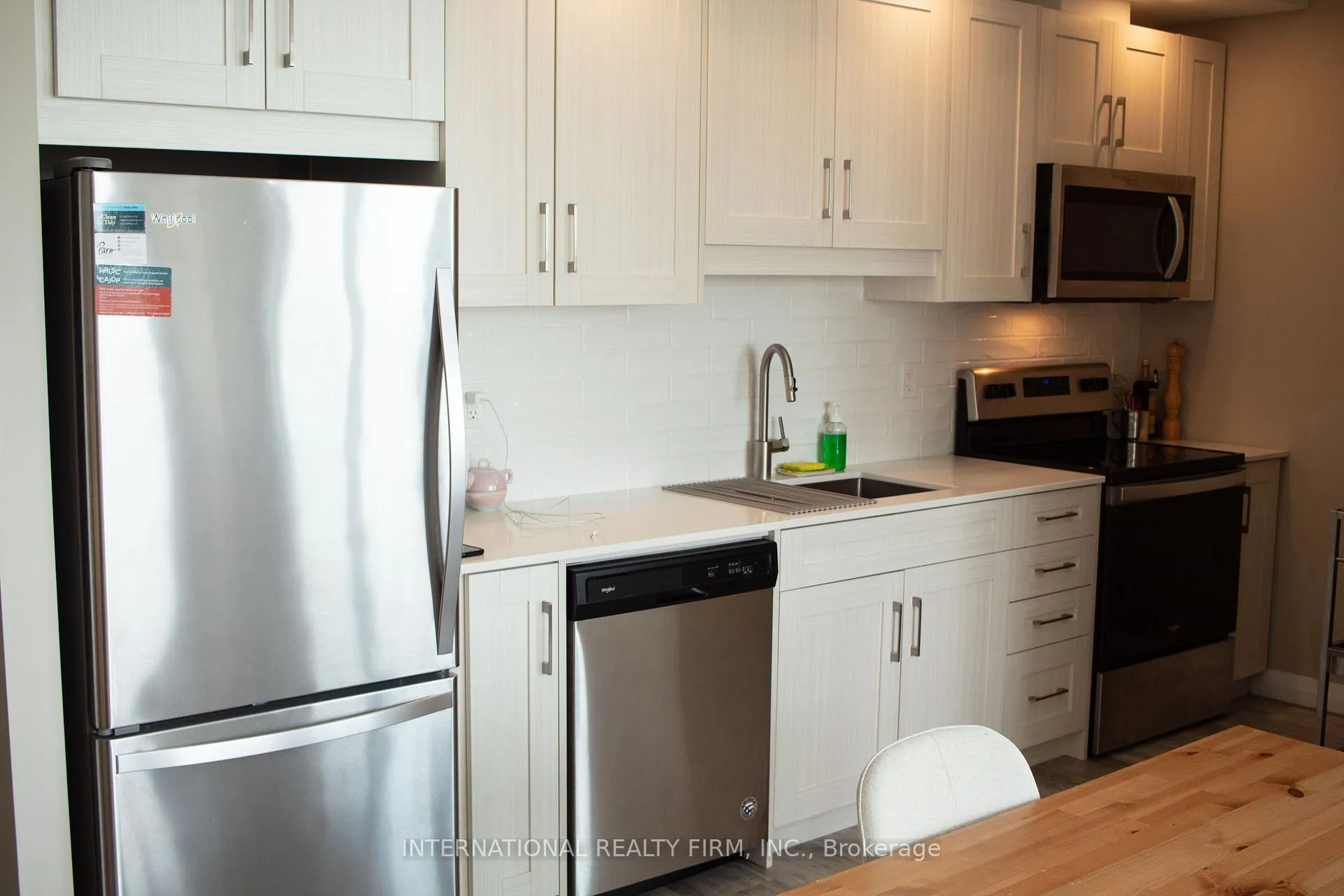 Photo 10 of Unit 2305, 60 Charles Street W, Kitchener, City Commercial Core — HOMEH