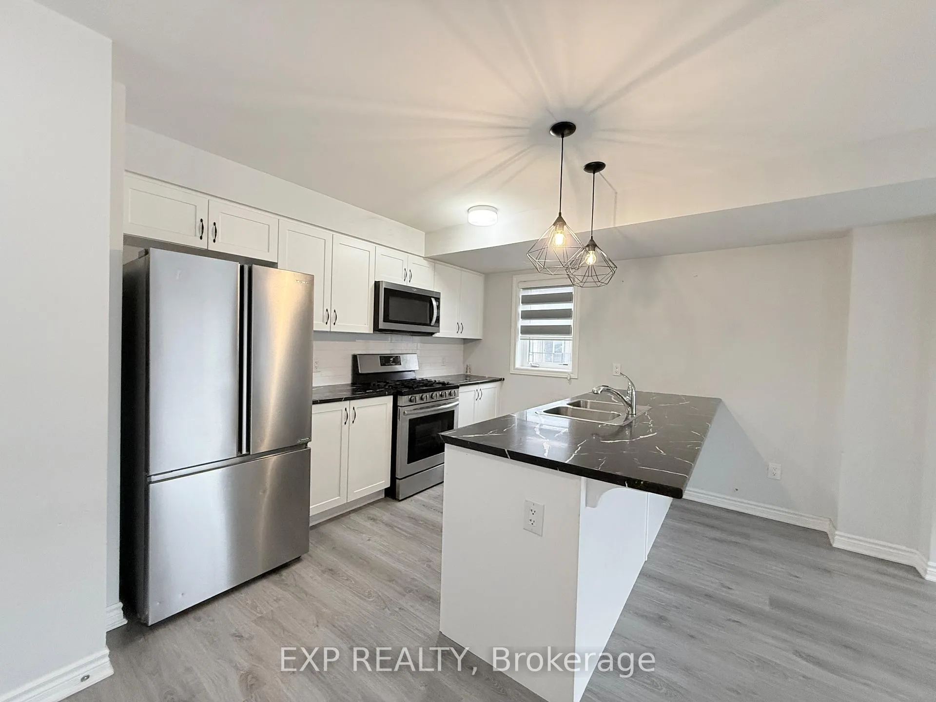 Photo 9 of 417 Pilot Private, Ottawa, Kanata - Emerald Meadows/Trailwest — HOMEH