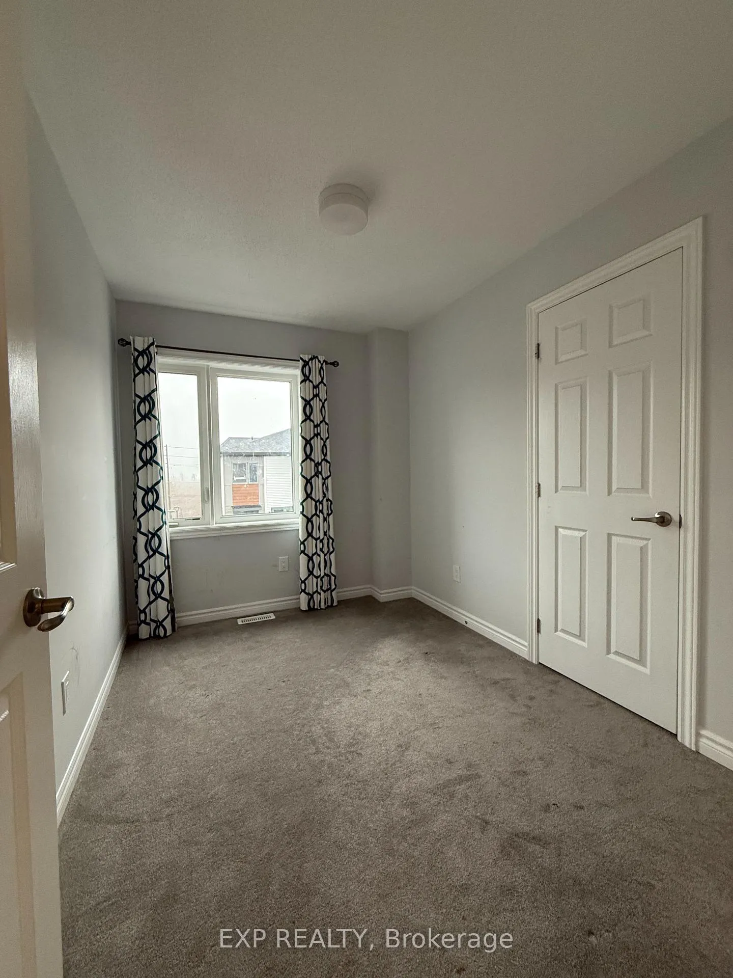 Photo 11 of 417 Pilot Private, Ottawa, Kanata - Emerald Meadows/Trailwest — HOMEH