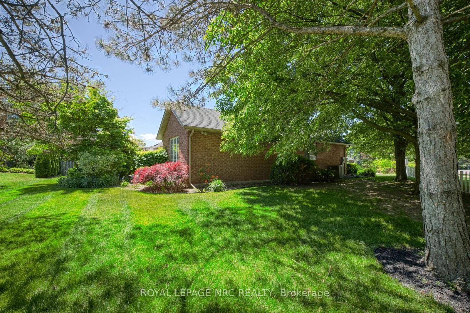 Photo 10 of 39 Oakridge Boulevard, Pelham, Fonthill — HOMEH