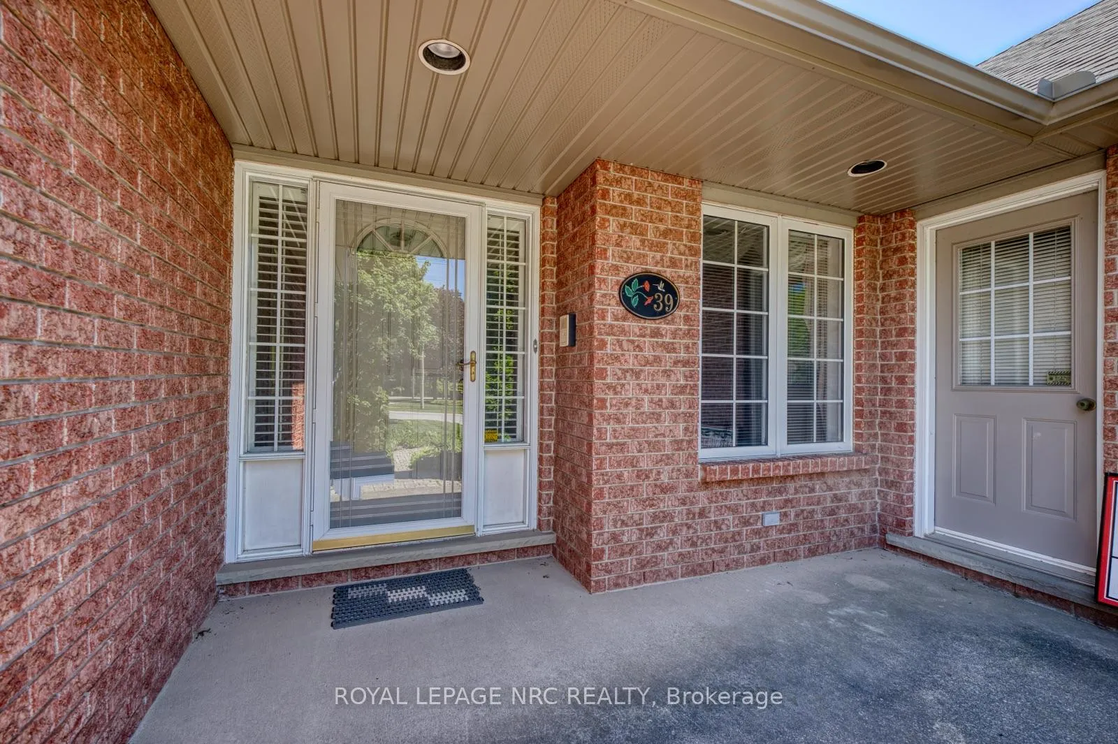 Photo 12 of 39 Oakridge Boulevard, Pelham, Fonthill — HOMEH