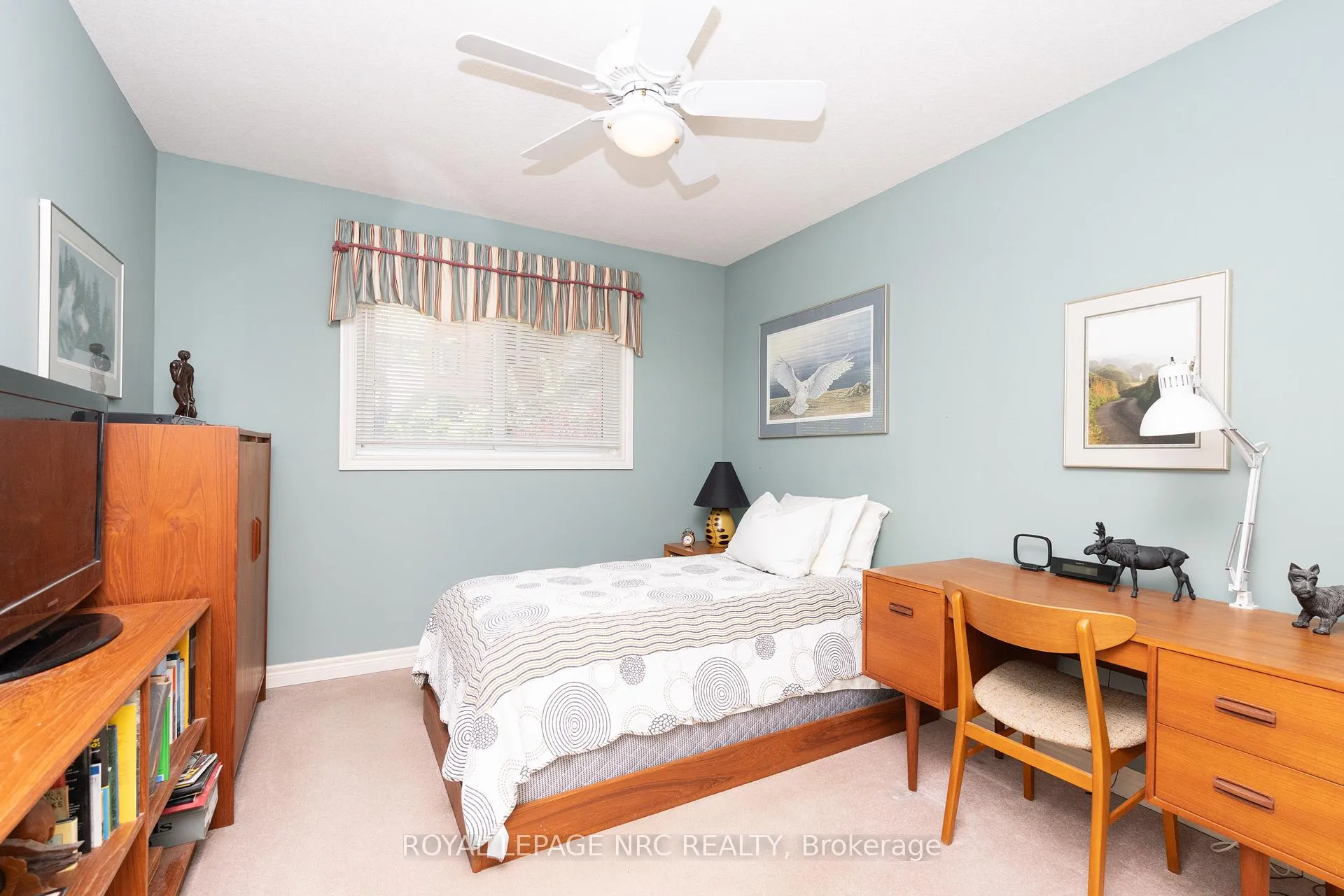 Photo 32 of 39 Oakridge Boulevard, Pelham, Fonthill — HOMEH