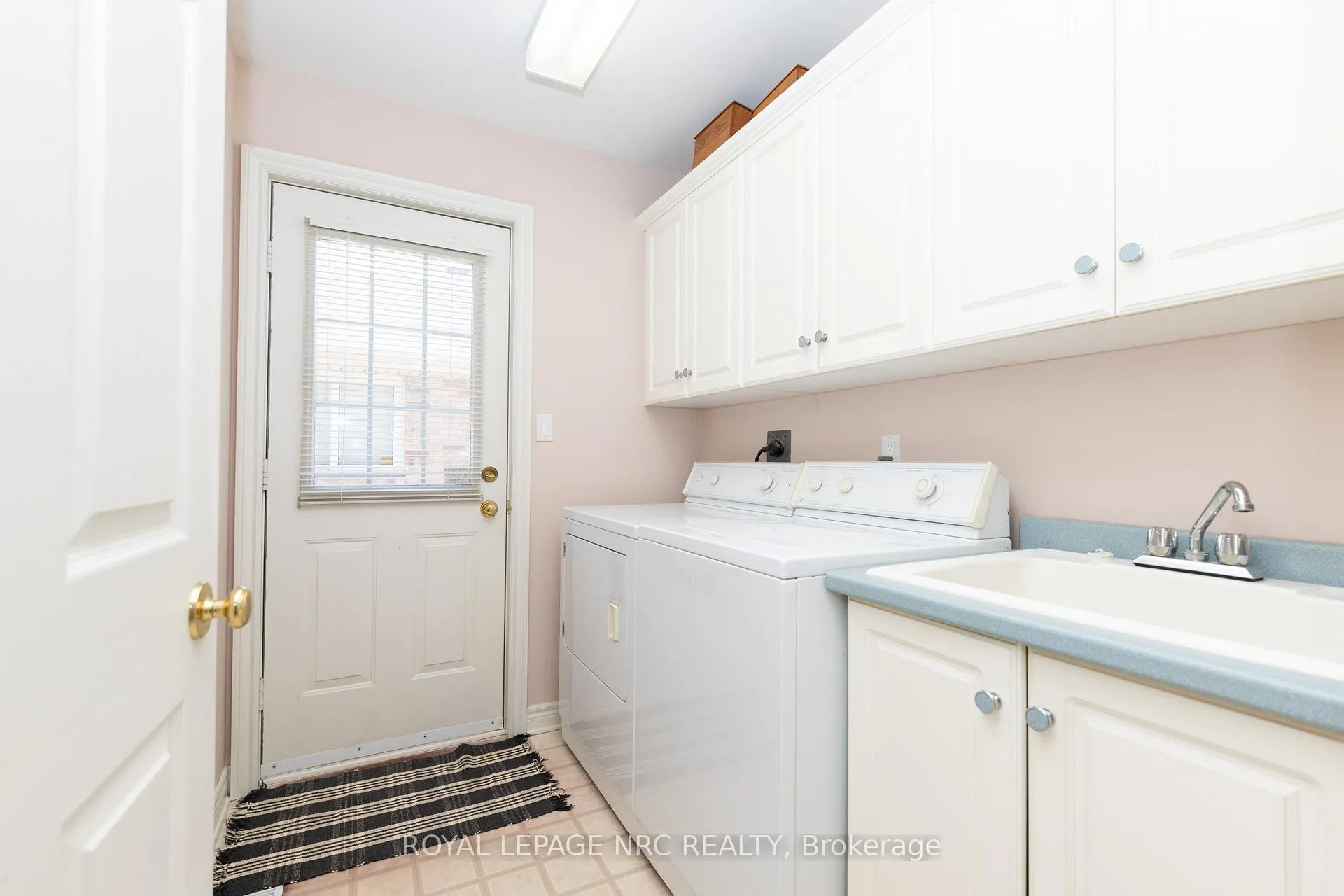 Photo 35 of 39 Oakridge Boulevard, Pelham, Fonthill — HOMEH
