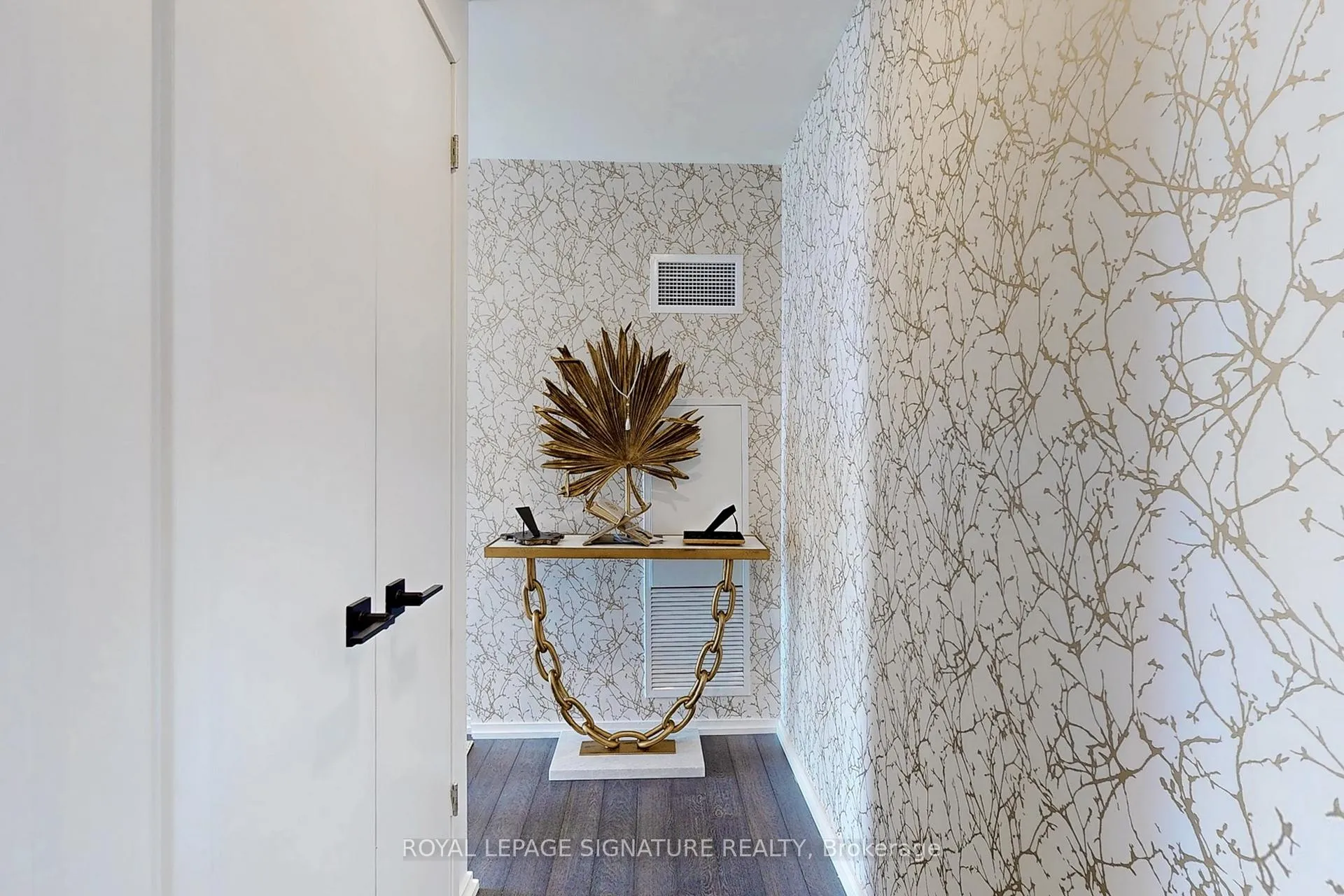 Photo 9 of Unit 4409, 197 Yonge Street, Toronto, Church-Yonge Corridor — HOMEH