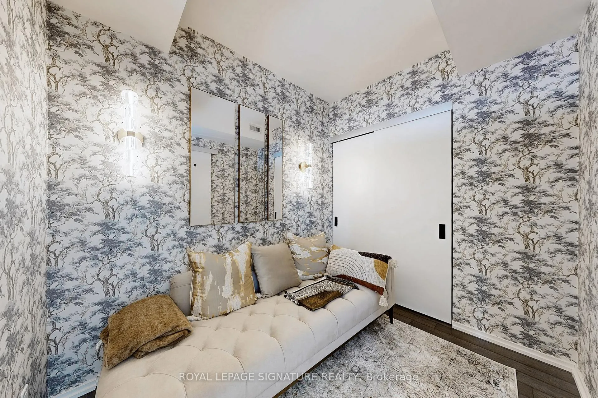 Photo 15 of Unit 4409, 197 Yonge Street, Toronto, Church-Yonge Corridor — HOMEH