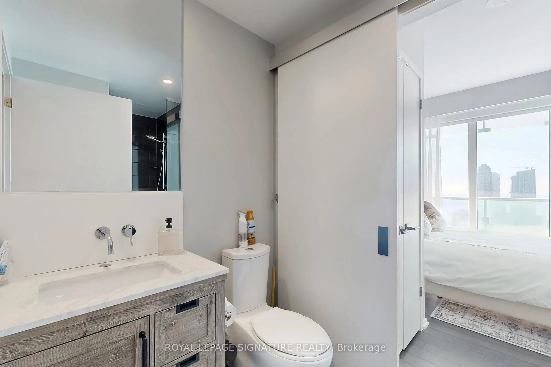 Photo 16 of Unit 4409, 197 Yonge Street, Toronto, Church-Yonge Corridor — HOMEH