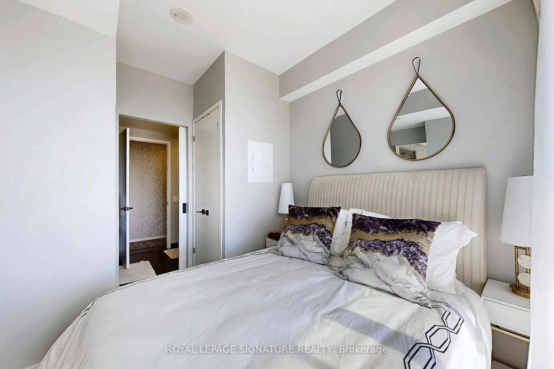 Photo 19 of Unit 4409, 197 Yonge Street, Toronto, Church-Yonge Corridor — HOMEH