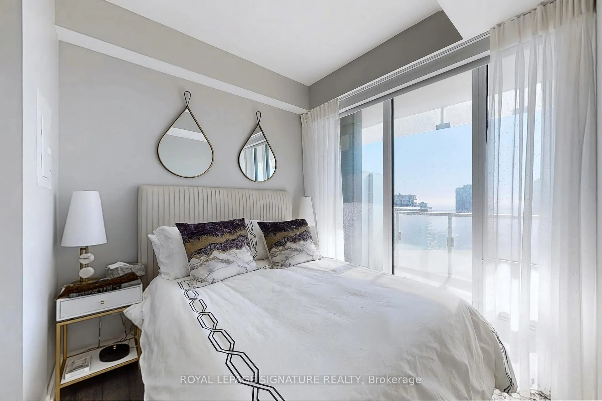 Photo 20 of Unit 4409, 197 Yonge Street, Toronto, Church-Yonge Corridor — HOMEH
