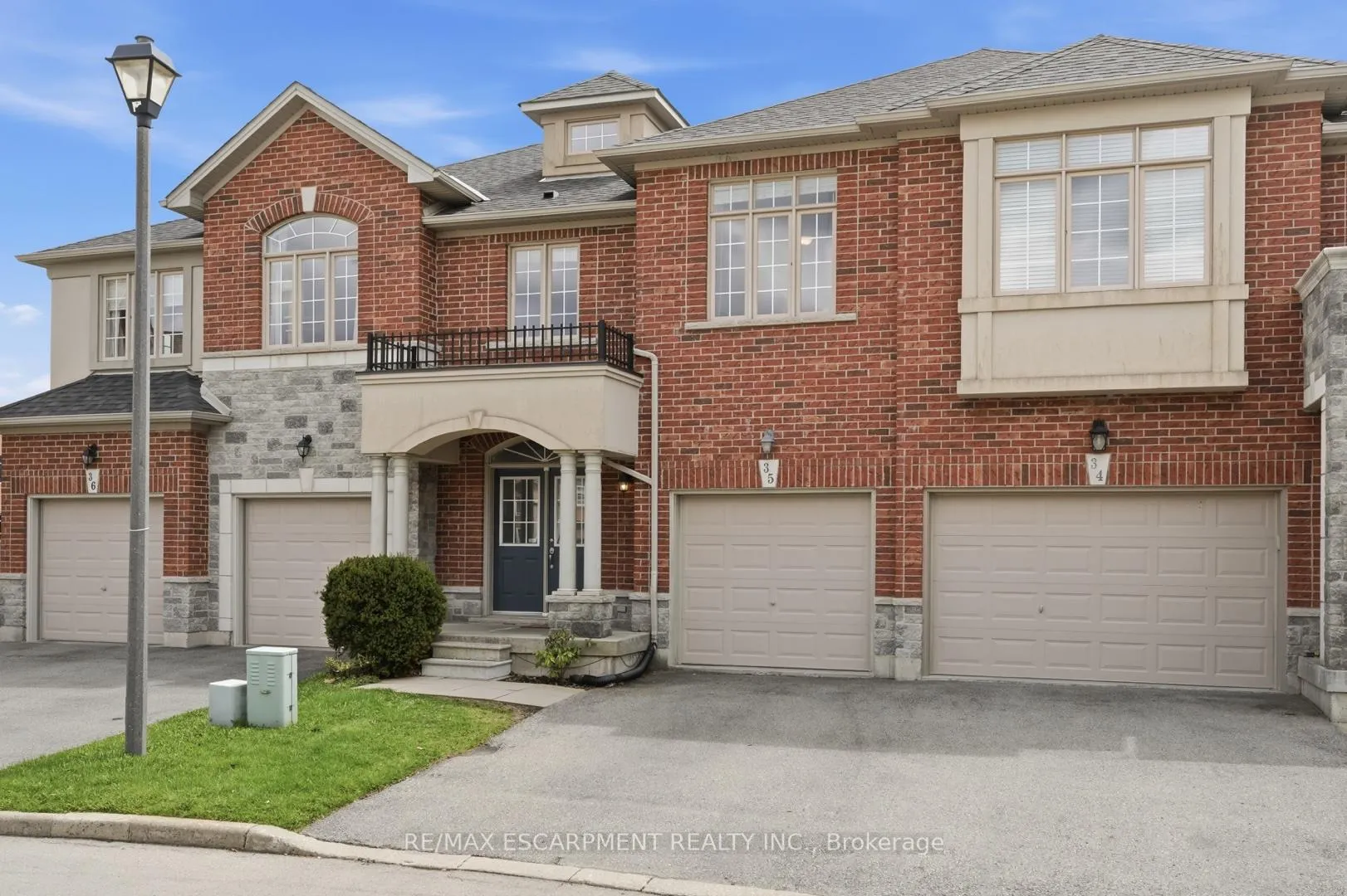 Photo 2 of Unit 35, 99 Panabaker Drive, Hamilton, Ancaster — HOMEH