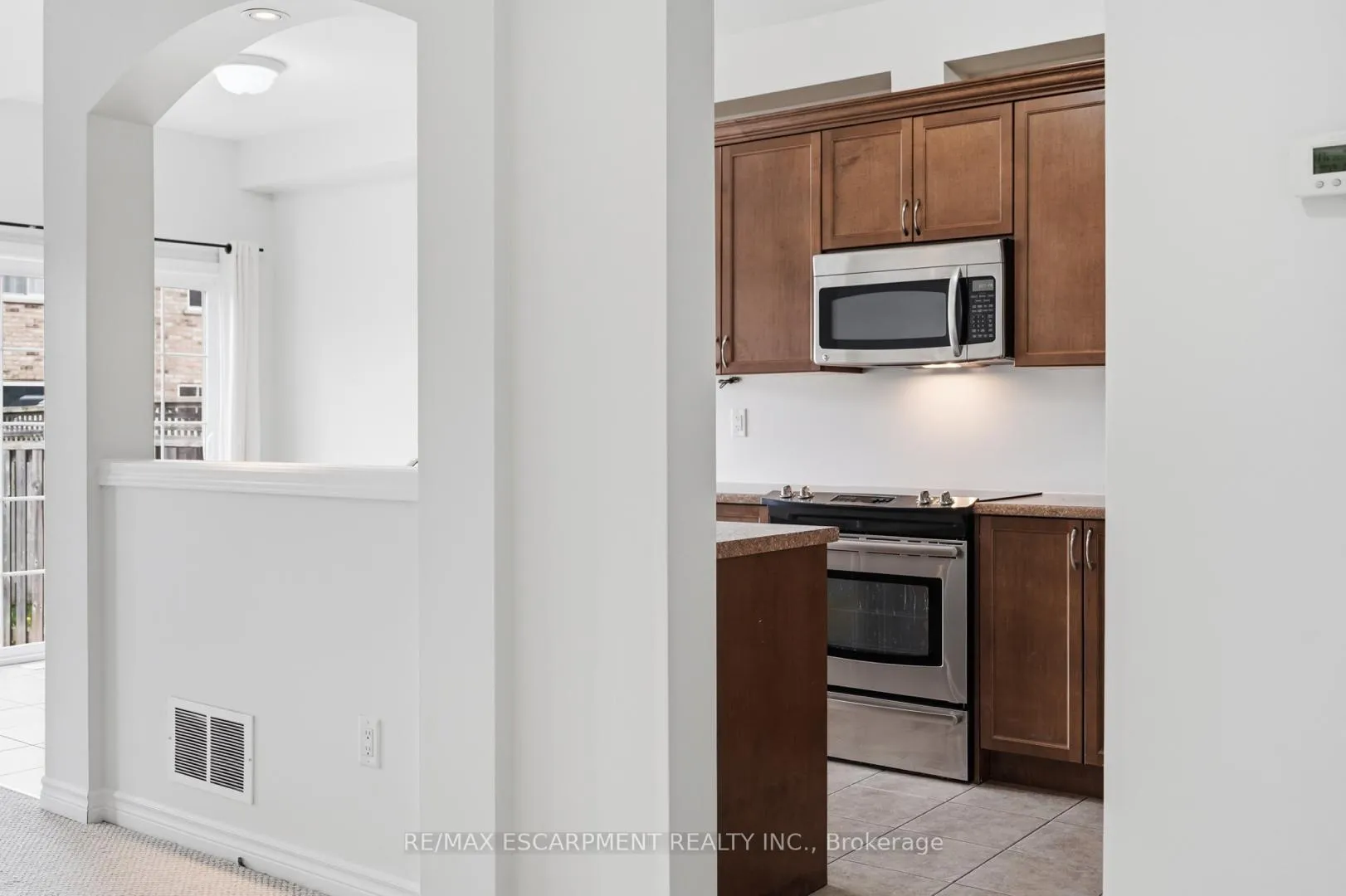 Photo 9 of Unit 35, 99 Panabaker Drive, Hamilton, Ancaster — HOMEH