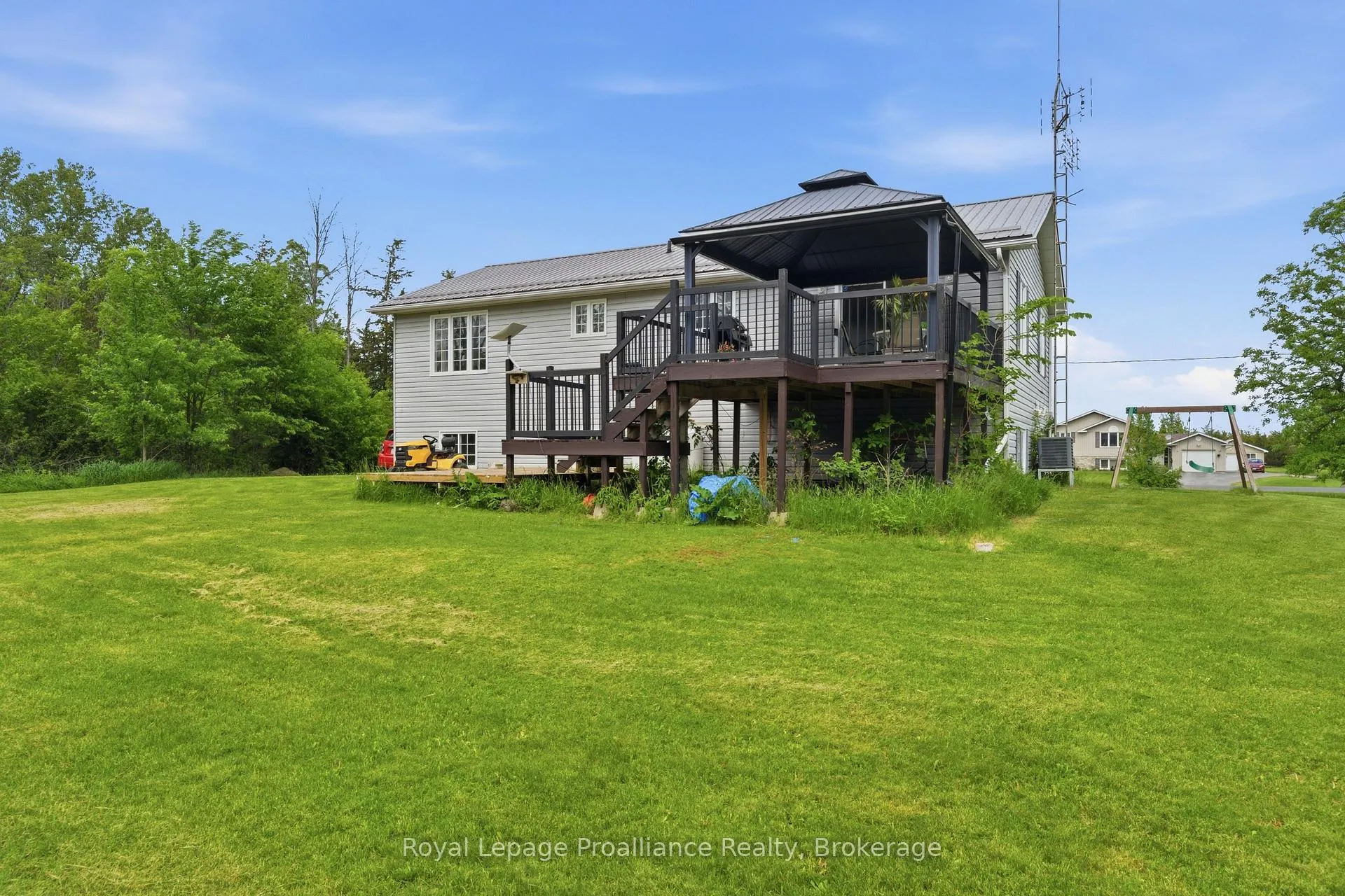 Photo 29 of 727 Mitchell Road, Belleville, Belleville Ward — HOMEH