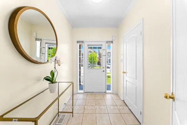 Photo 8 of 100 Tomabrook Crescent, Brampton, Sandringham-Wellington — HOMEH