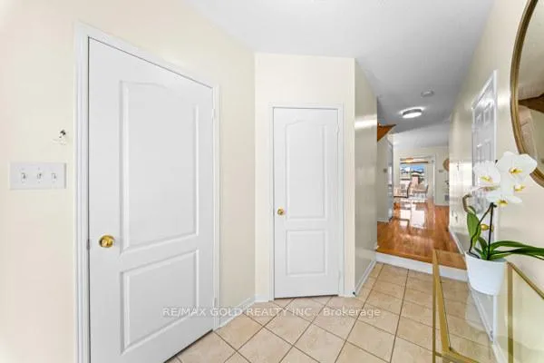 Photo 9 of 100 Tomabrook Crescent, Brampton, Sandringham-Wellington — HOMEH