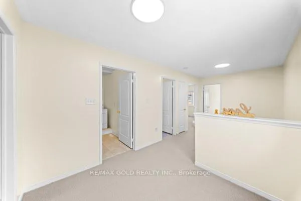 Photo 24 of 100 Tomabrook Crescent, Brampton, Sandringham-Wellington — HOMEH