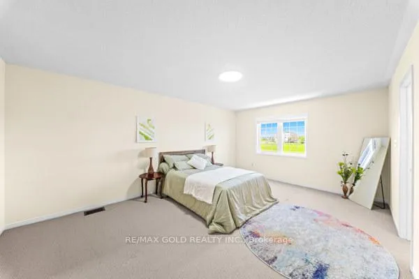 Photo 25 of 100 Tomabrook Crescent, Brampton, Sandringham-Wellington — HOMEH