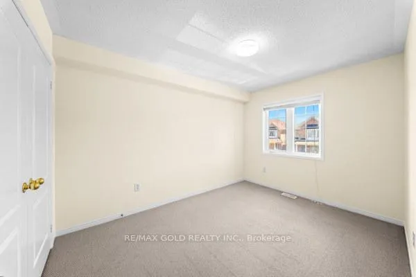 Photo 30 of 100 Tomabrook Crescent, Brampton, Sandringham-Wellington — HOMEH