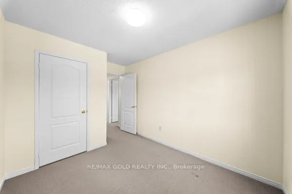 Photo 35 of 100 Tomabrook Crescent, Brampton, Sandringham-Wellington — HOMEH