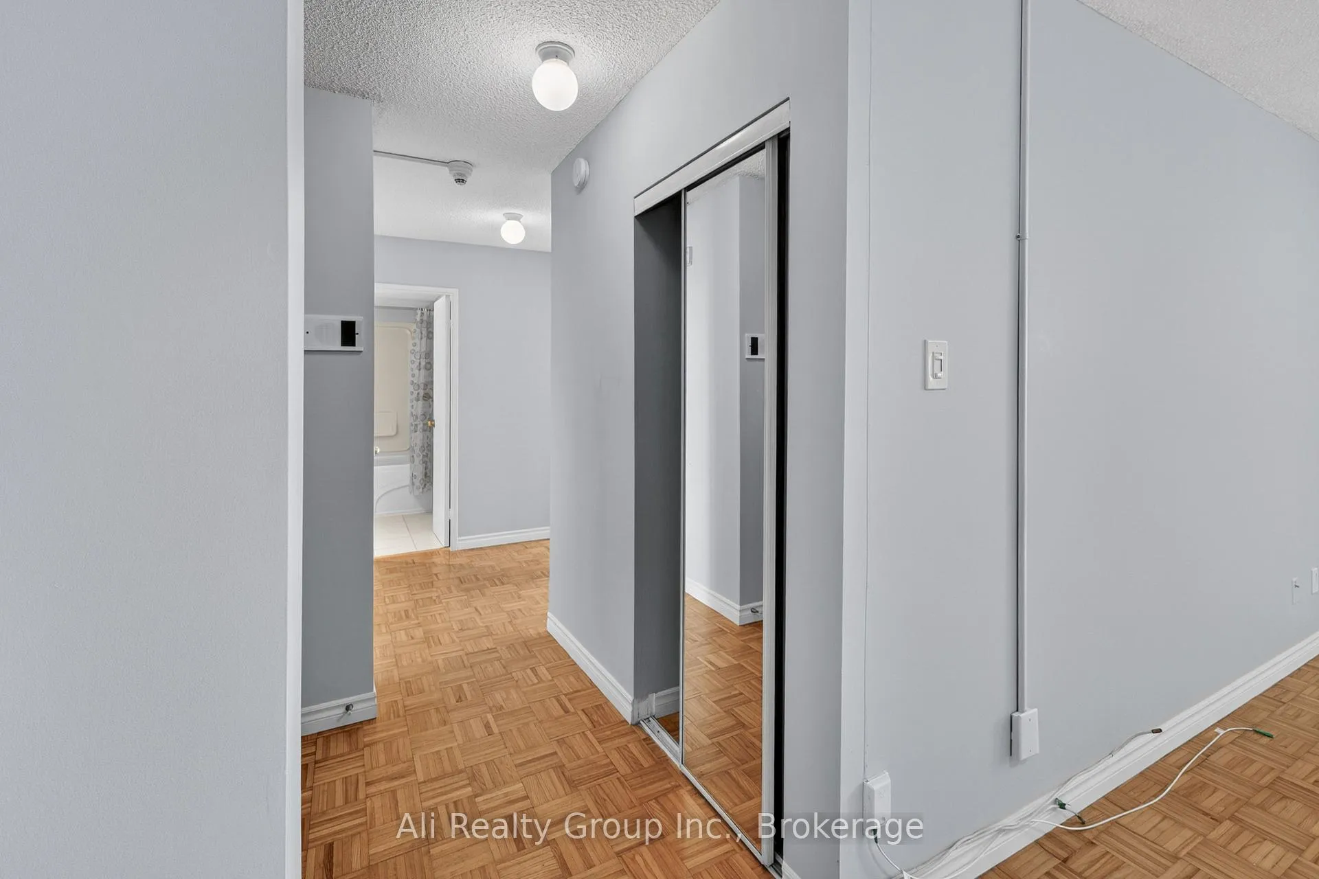 Photo 10 of Unit 1218, 2020 Jasmine Crescent, Ottawa, Beacon Hill South — HOMEH