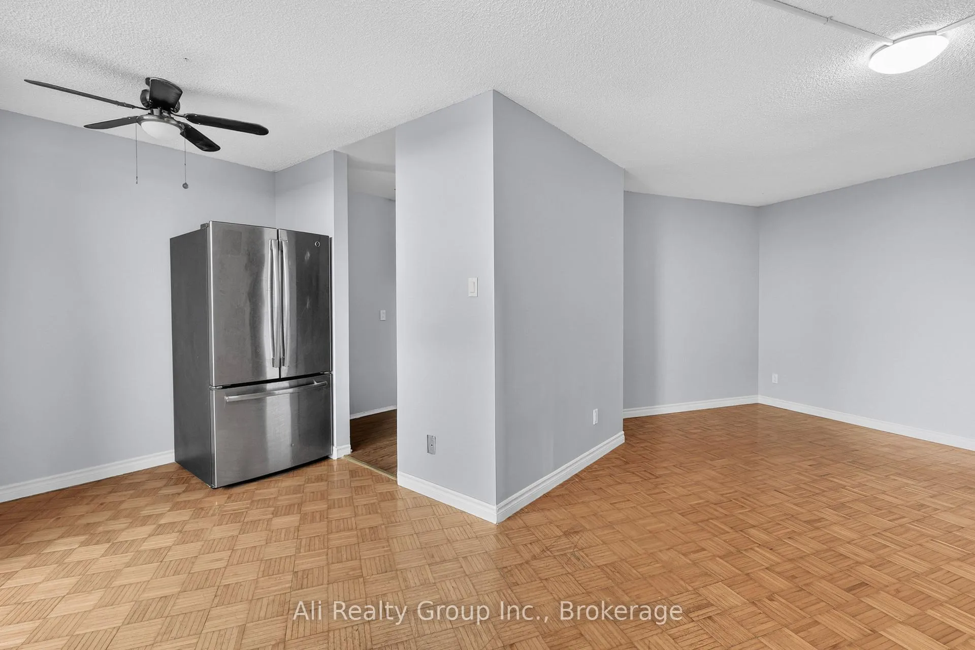 Photo 13 of Unit 1218, 2020 Jasmine Crescent, Ottawa, Beacon Hill South — HOMEH
