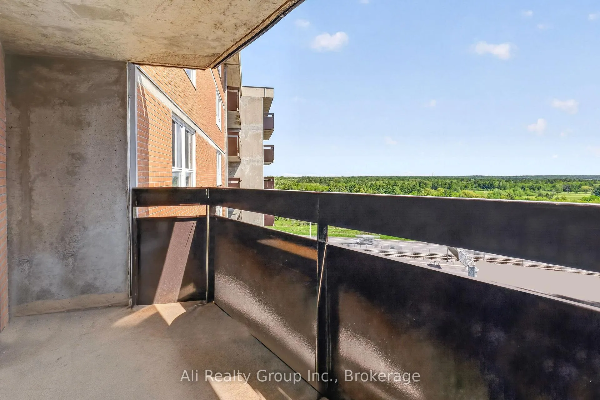Photo 21 of Unit 1218, 2020 Jasmine Crescent, Ottawa, Beacon Hill South — HOMEH