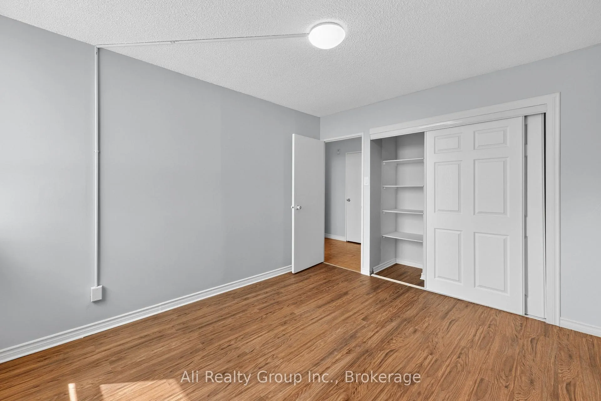 Photo 25 of Unit 1218, 2020 Jasmine Crescent, Ottawa, Beacon Hill South — HOMEH