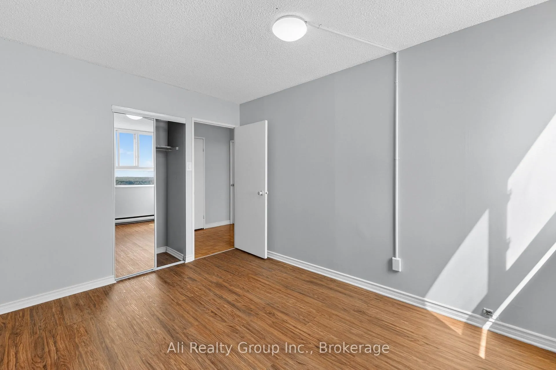 Photo 26 of Unit 1218, 2020 Jasmine Crescent, Ottawa, Beacon Hill South — HOMEH