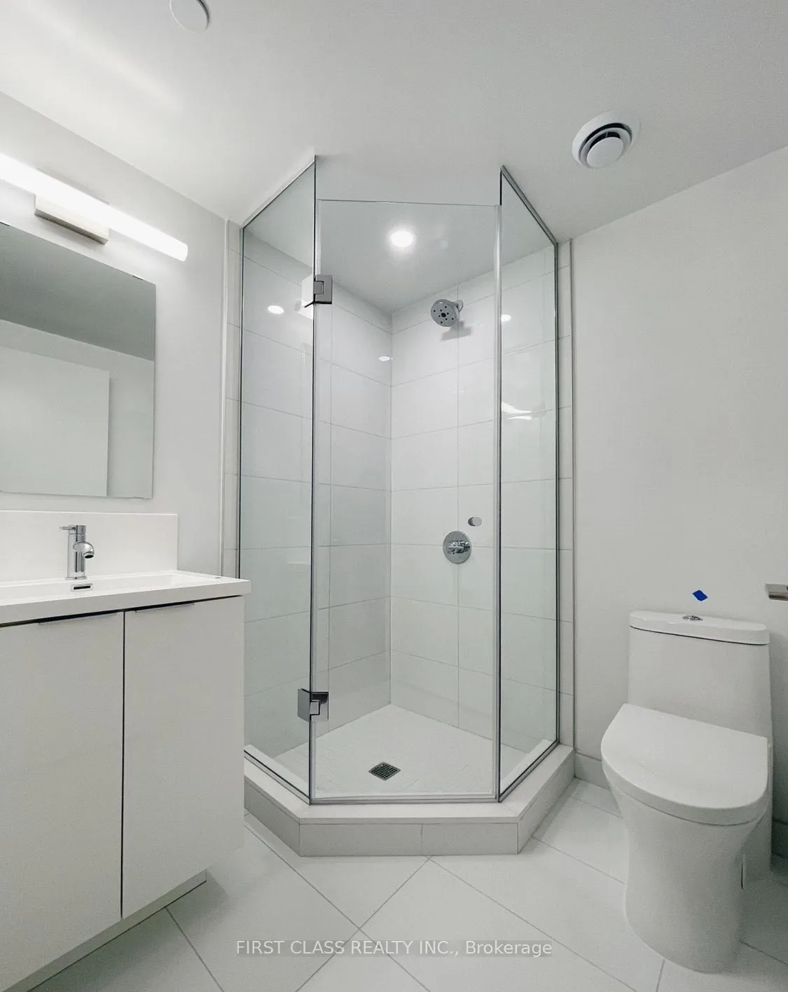 Photo 9 of Unit 2512, 230 Simcoe Street, Toronto, Kensington-Chinatown — HOMEH