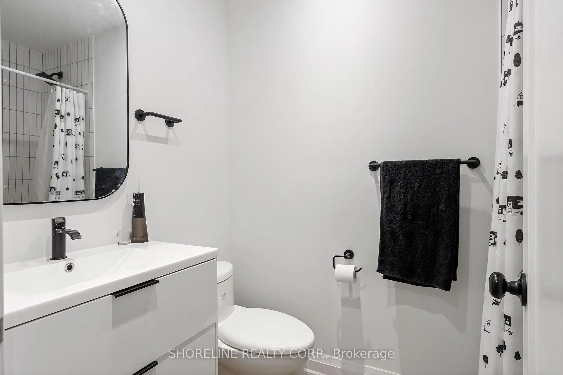 Photo 6 of Unit Basement, 14 Seaforth Avenue, Toronto, Roncesvalles — HOMEH