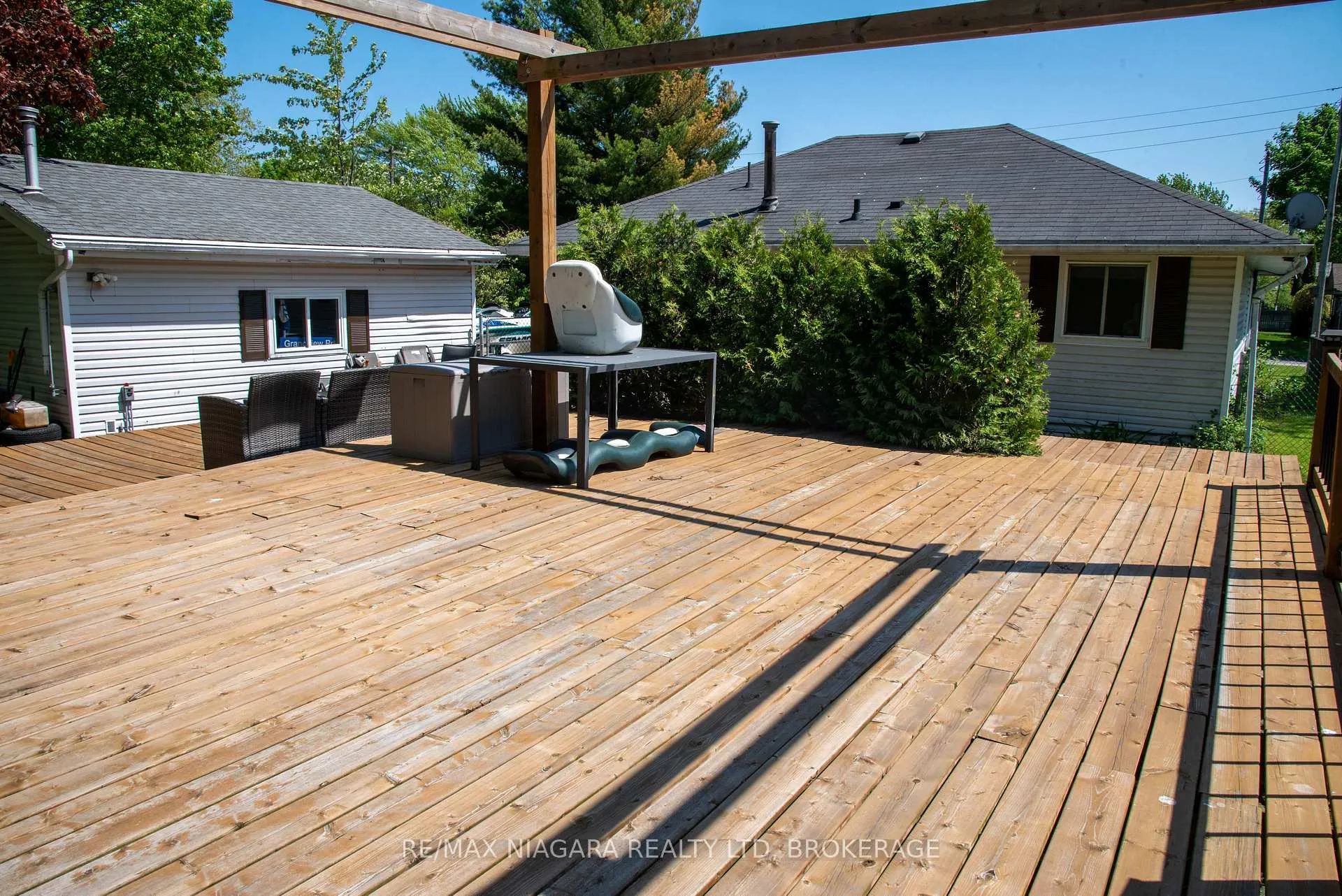 Photo 6 of 2868 June Road, Port Colborne, Sherkston — HOMEH