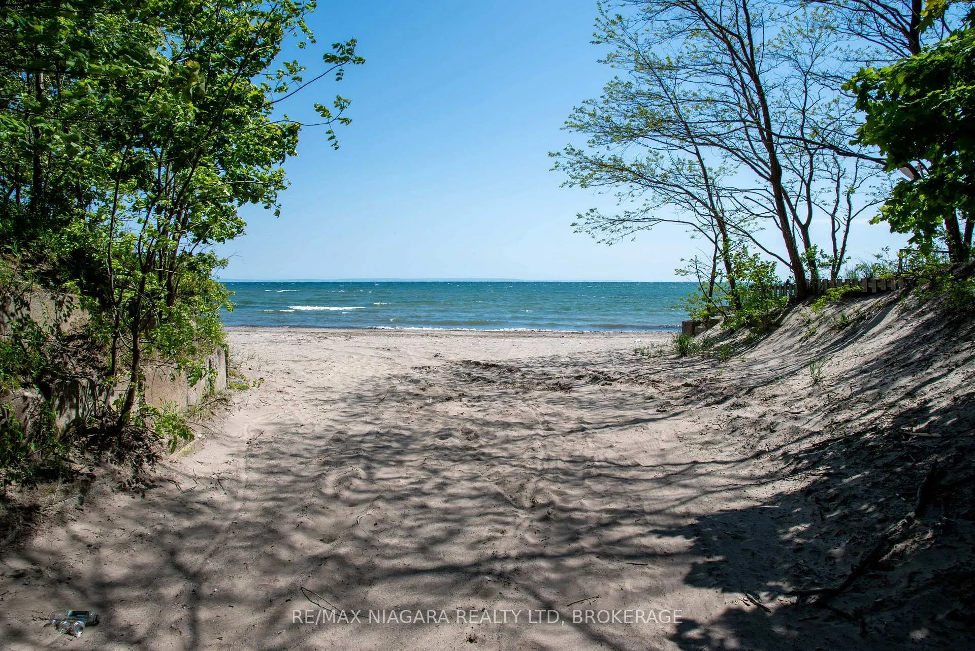 Photo 24 of 2868 June Road, Port Colborne, Sherkston — HOMEH