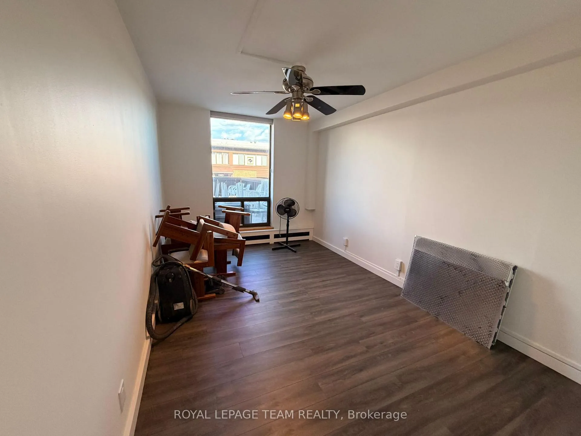 Photo 16 of Unit 318, 515 St Laurent Boulevard, Ottawa, Viscount Alexander Park — HOMEH