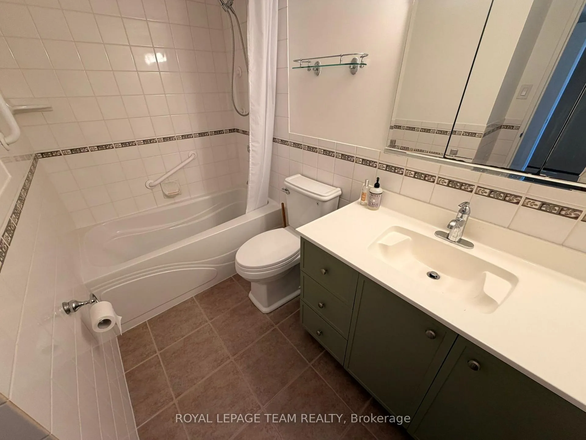 Photo 29 of Unit 318, 515 St Laurent Boulevard, Ottawa, Viscount Alexander Park — HOMEH