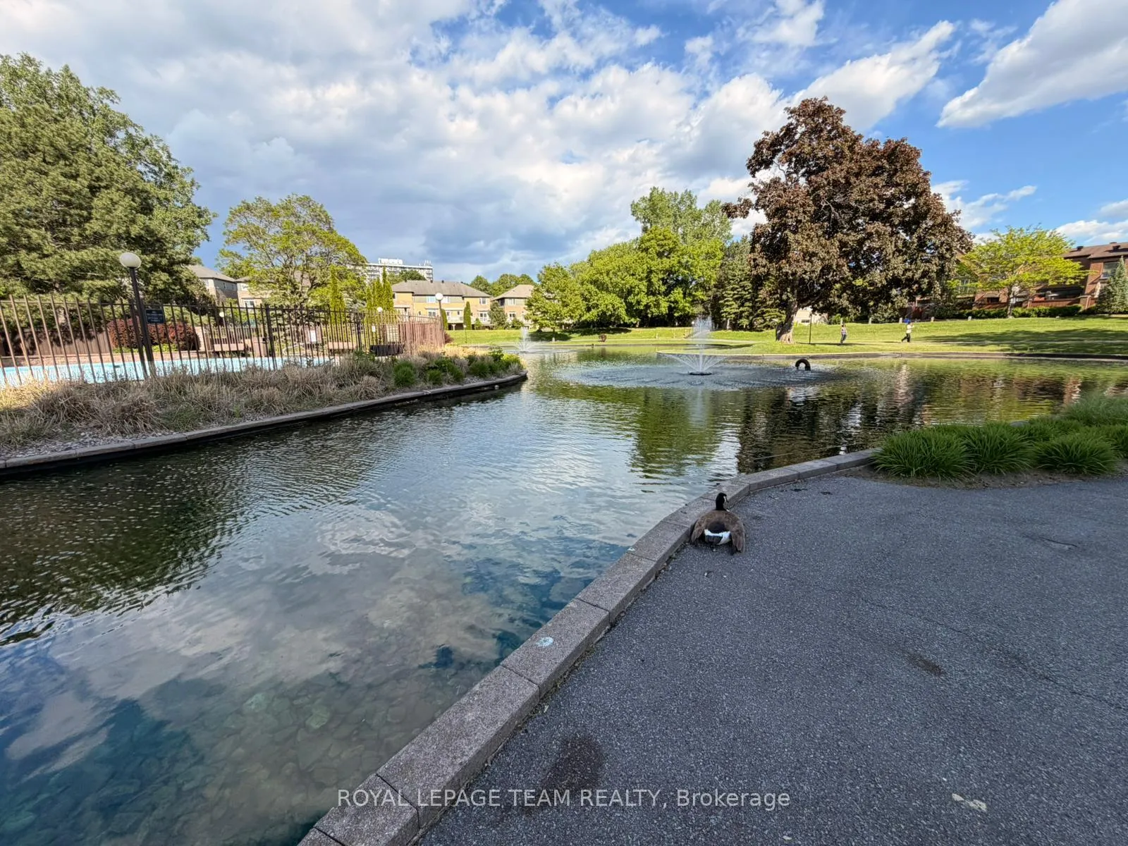Photo 37 of Unit 318, 515 St Laurent Boulevard, Ottawa, Viscount Alexander Park — HOMEH
