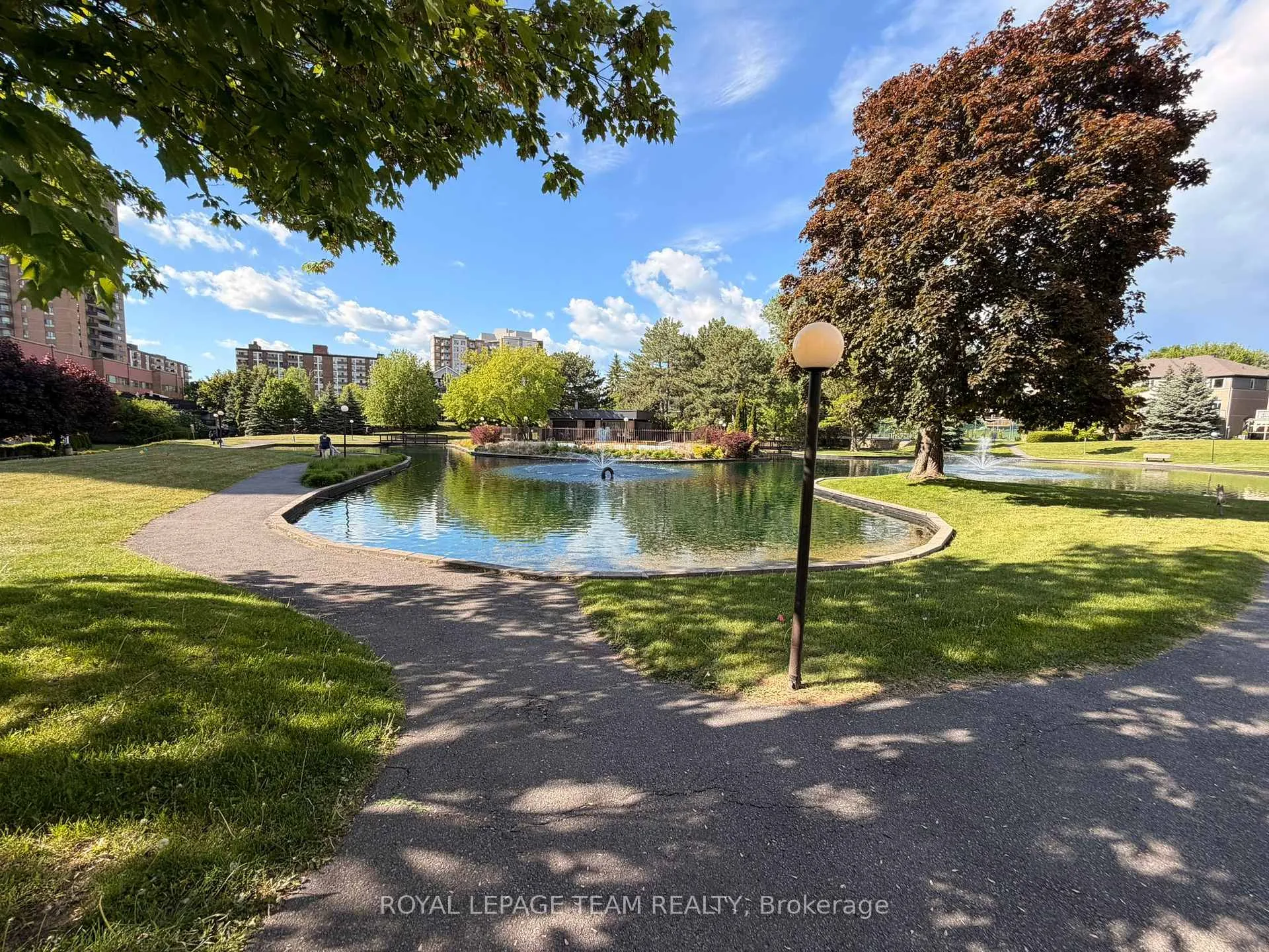 Photo 42 of Unit 318, 515 St Laurent Boulevard, Ottawa, Viscount Alexander Park — HOMEH