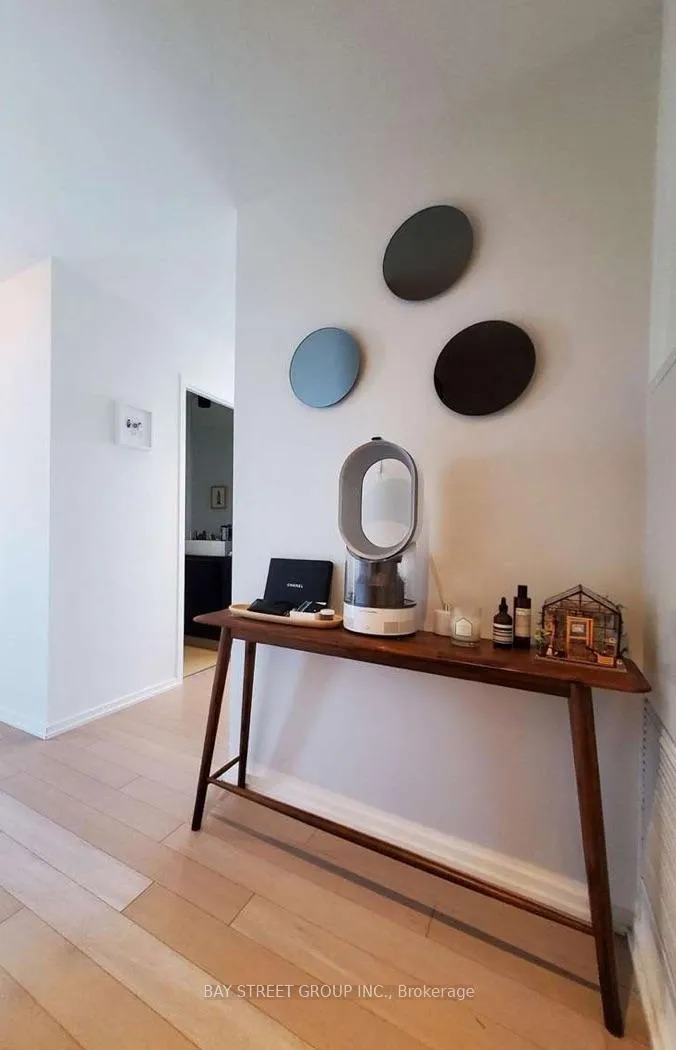 Photo 5 of Unit 5315, 70 Temperance Street, Toronto, Bay Street Corridor — HOMEH