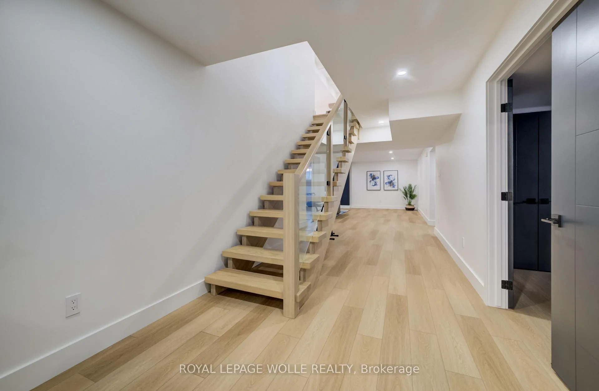 Photo 36 of 311 Orr Street, Stratford — HOMEH